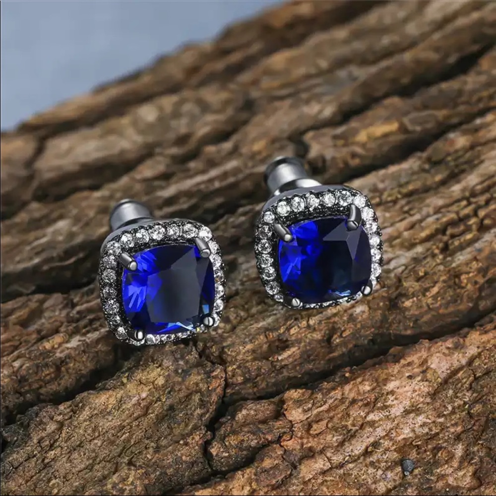 New Luxury Square Blue Zircon Crystal